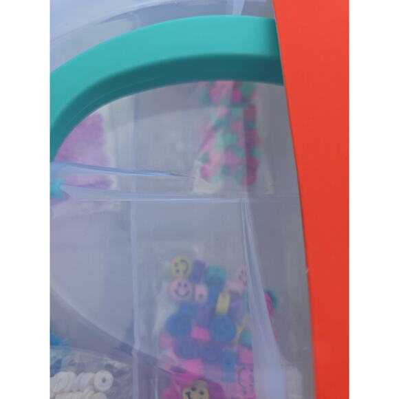 Mondo Llama Bead Bracelet Making Kit Jewelry Craft Kit for Girls 2,662 Pieces - Picture 3 of 7